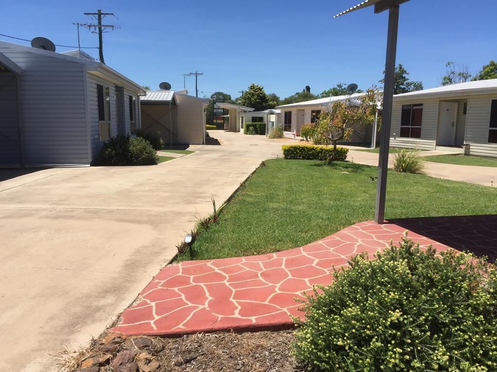 Springsure Overlander Motel Esterno foto
